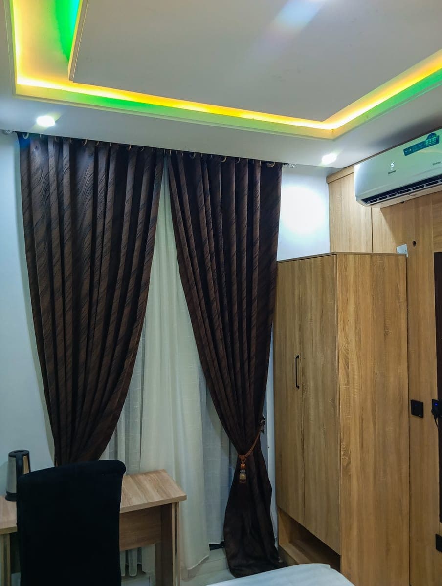 Executive 2 — photo 3