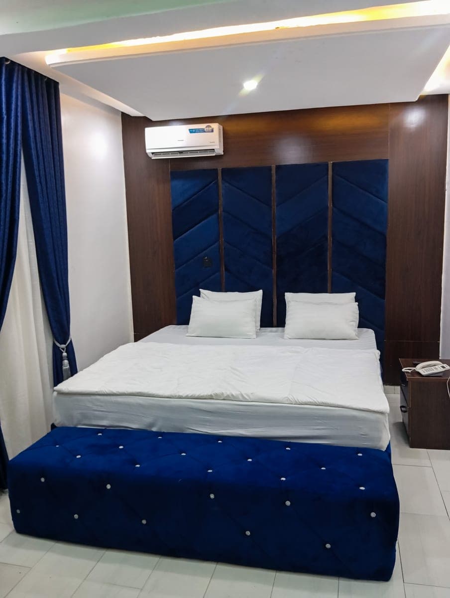 Executive Royal 2