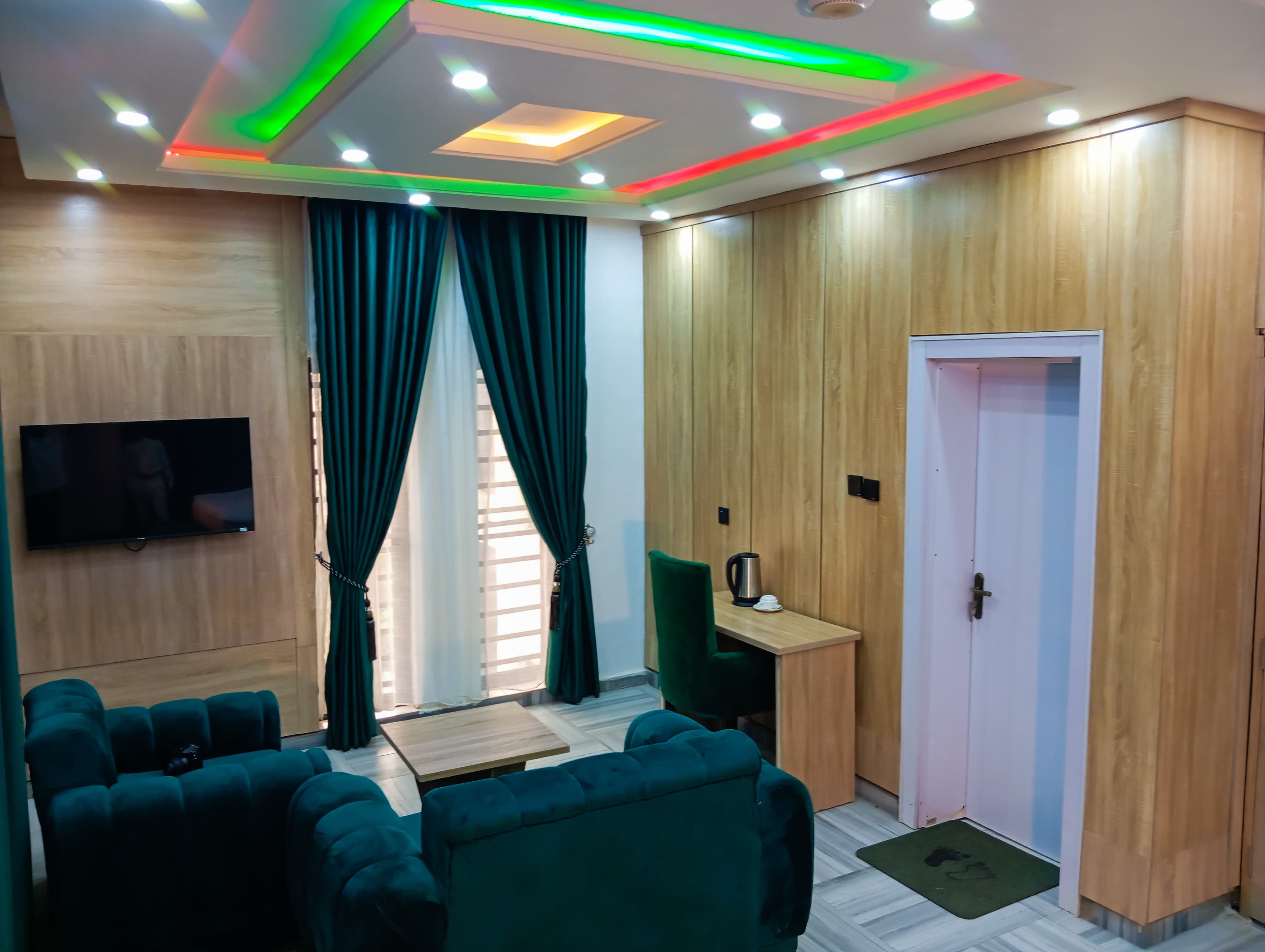 Standard Room — photo 9