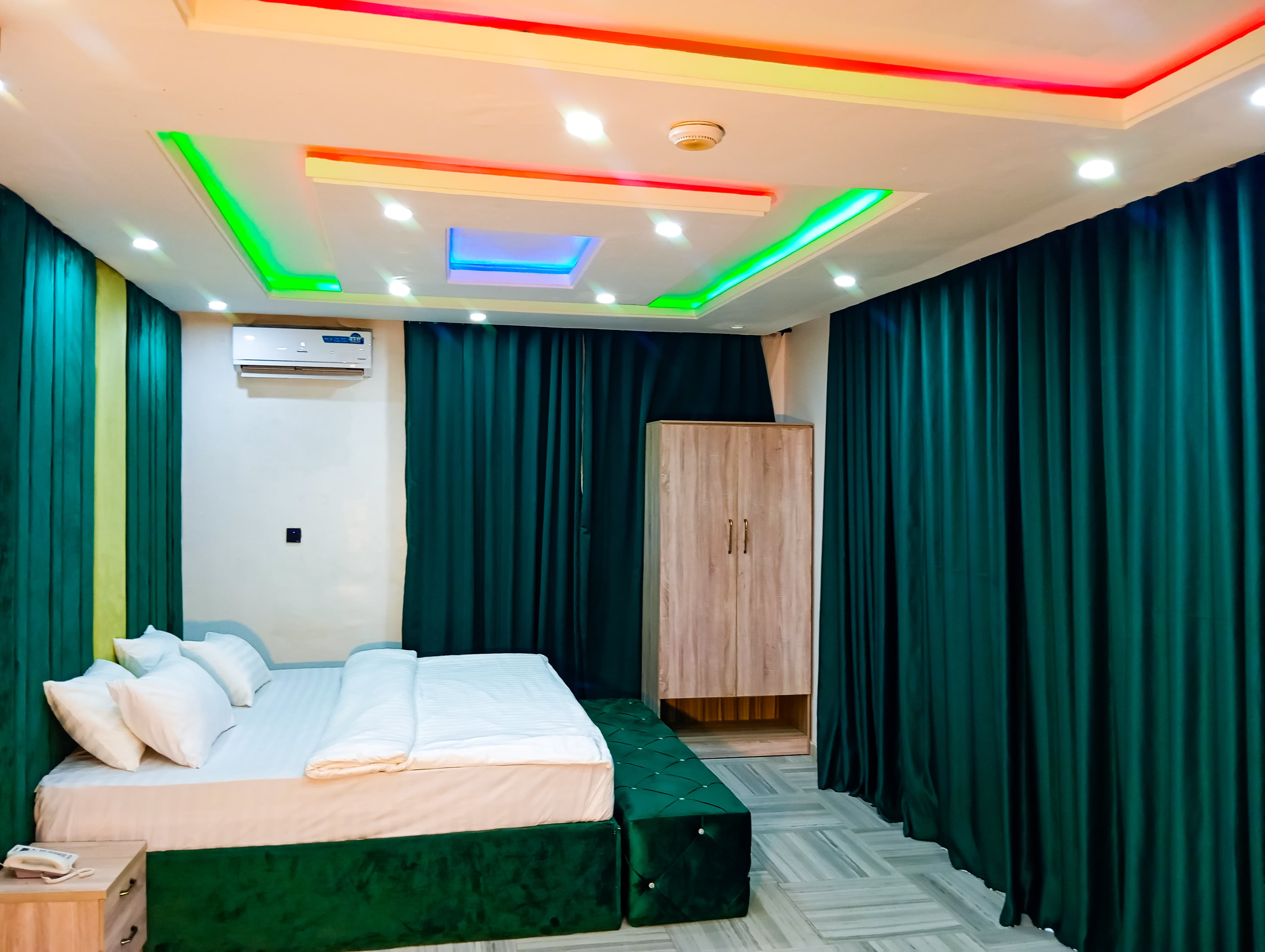 Standard Room — photo 11