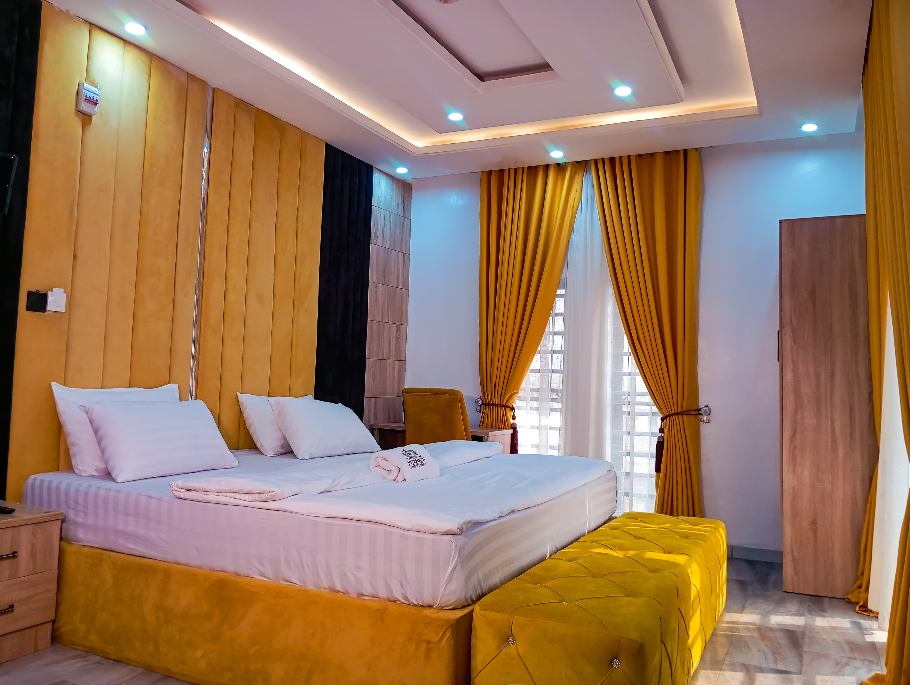 Deluxe Room — photo 2