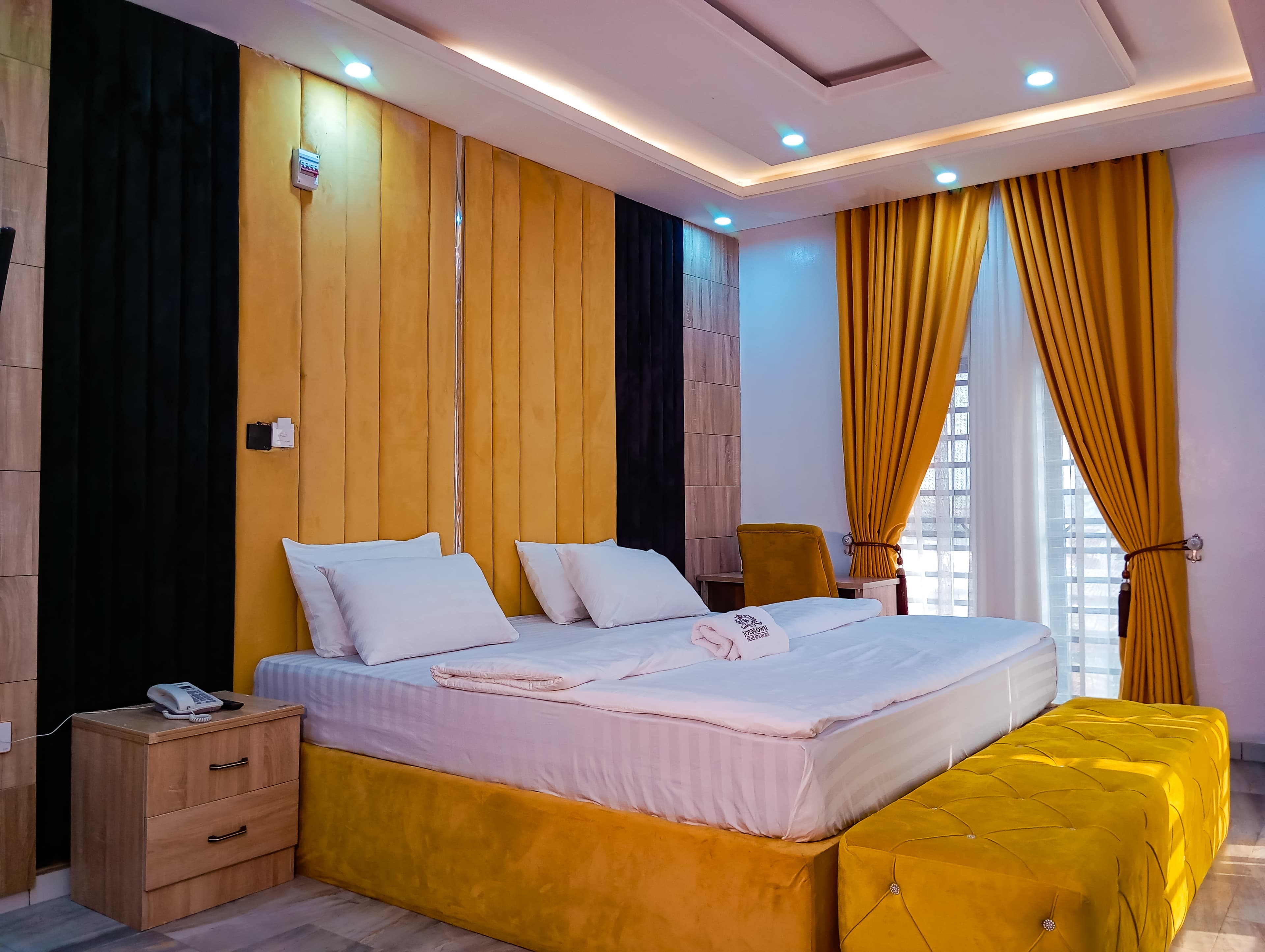 Deluxe Room — photo 3